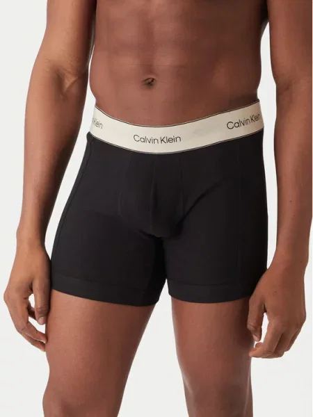 Hlačke Calvin Klein črna