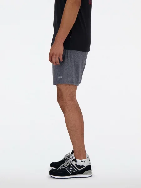 Спортивные шорты New Balance черные