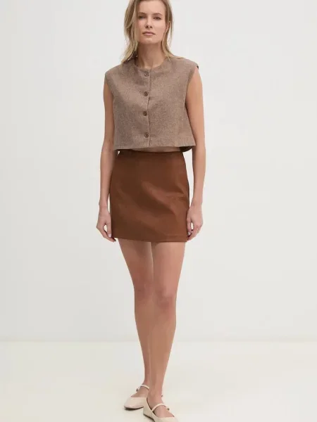 Жилет Answear Lab коричневый