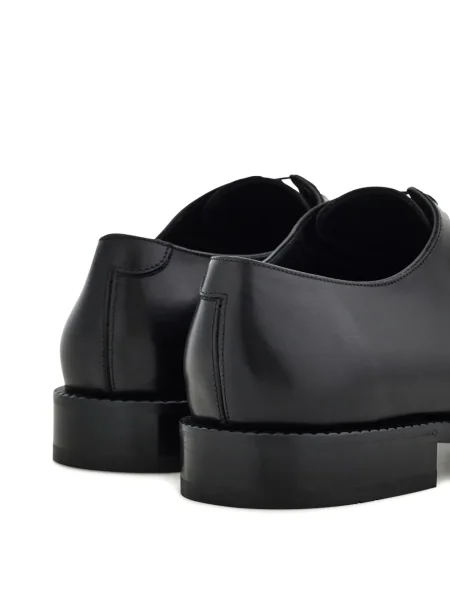 Oxford Ferragamo din piele negru