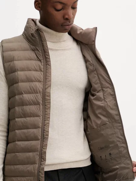 Ujjatlan mellény Calvin Klein barna