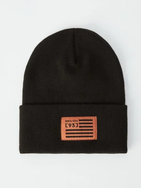 Шапка Diverse черная