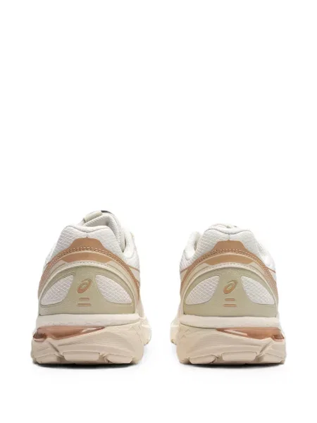 Sneakerși Asics plasă