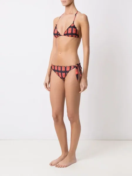 Bikinis Amir Slama su raukiniais juoda