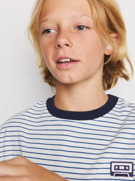 Koszulka oversize w paski Dzieci lata MANGO KIDS biały