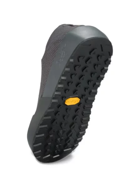 Hálós sneaker Arc'teryx szürke