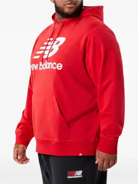 Hanorac New Balance cu autograf roșu