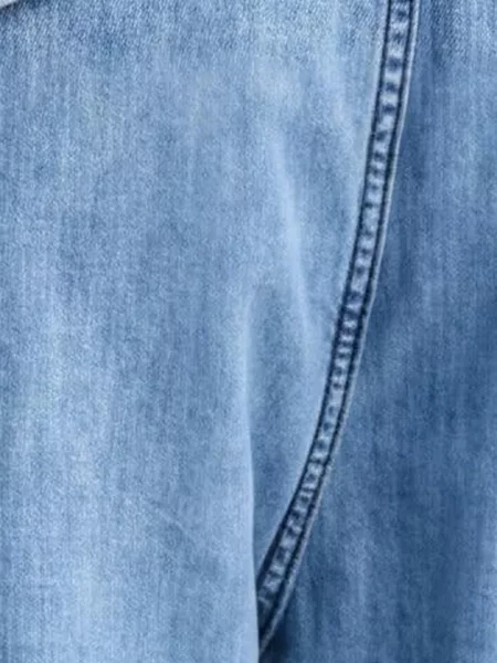 Pulover Levi's® cu autograf cu cordon cu 5 buzunare alb