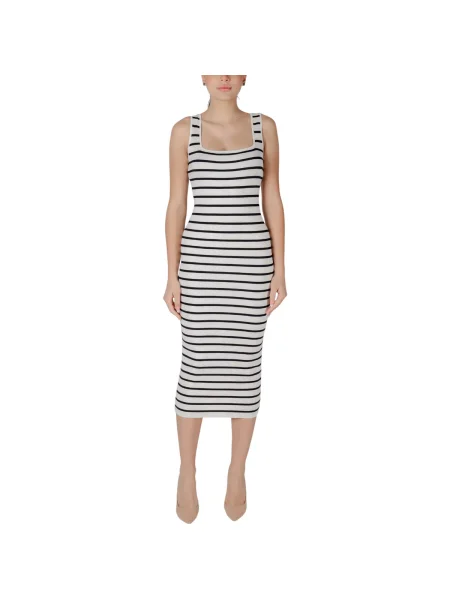 Rochie midi Morgan cu dungi până la genunchi negru