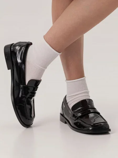 Лофери MIRATON лакова натуральна шкіра чорний