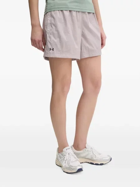 Pantaloni scurți Under Armour violet