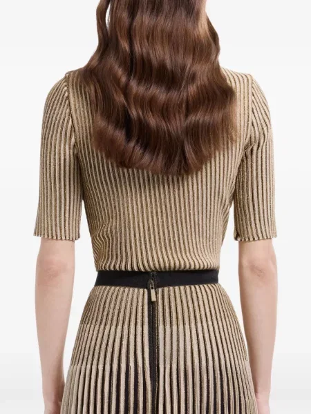 Top Elie Saab cu funde tricotate