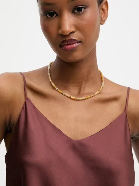 Answear.LAB ogrlica z aventurinom ročno izdelana rumena