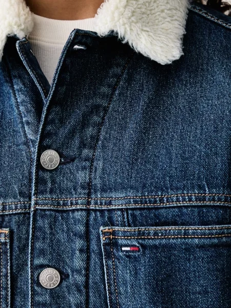 Tommy Jeans преходно яке дамско от деним синьо