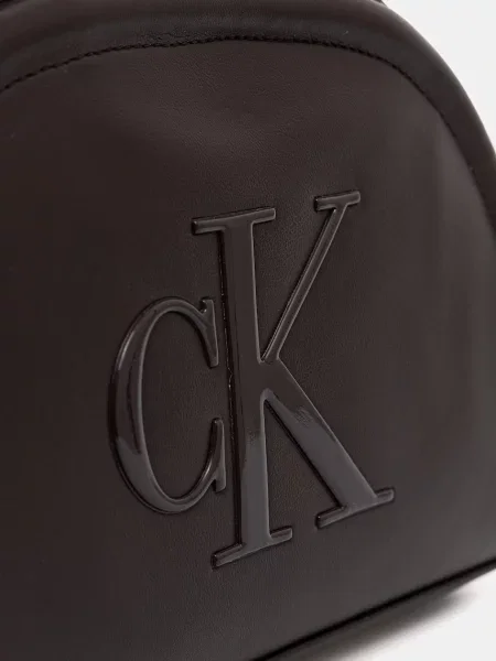 Calvin Klein Táska Bold Ck Dome Crossbody Bordó barna