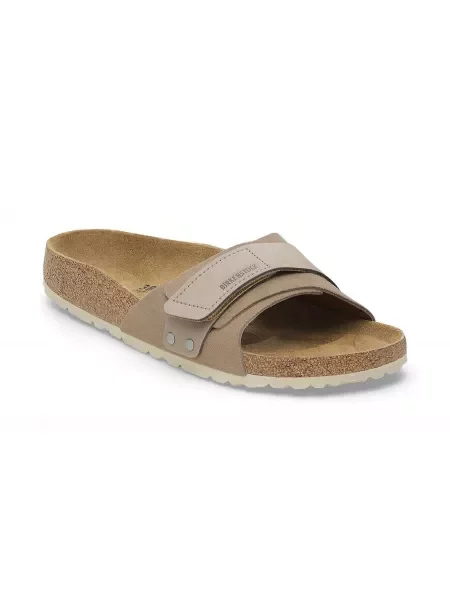 Klapki Birkenstock zamszowe beżowe