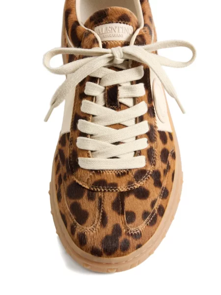 Sneakers Valentino Garavani με σχέδιο καφέ