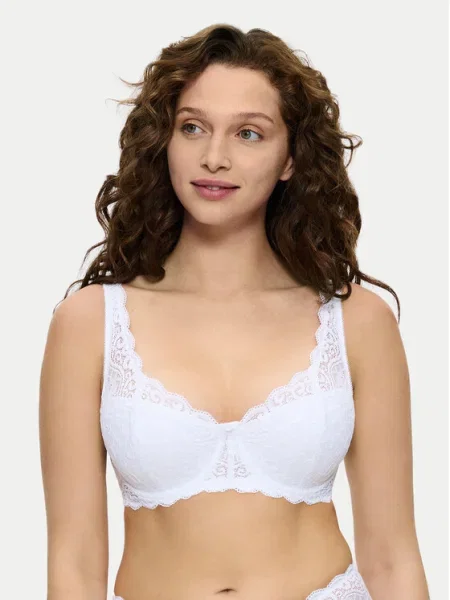 Triumph Сутиен с банели Amourette бял