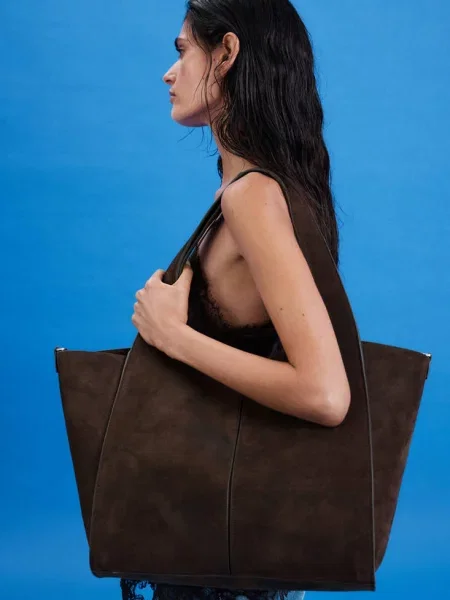 Skórzana torba shopper czekoladowy Kobieta uniwersalny MANGO