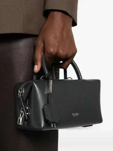 Кожена чанта Max Mara с принт сиво