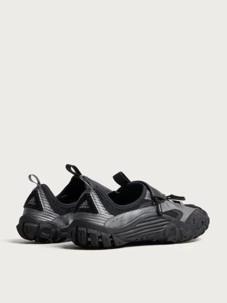 Sneakersy Adidas Pharrell Williams czarne