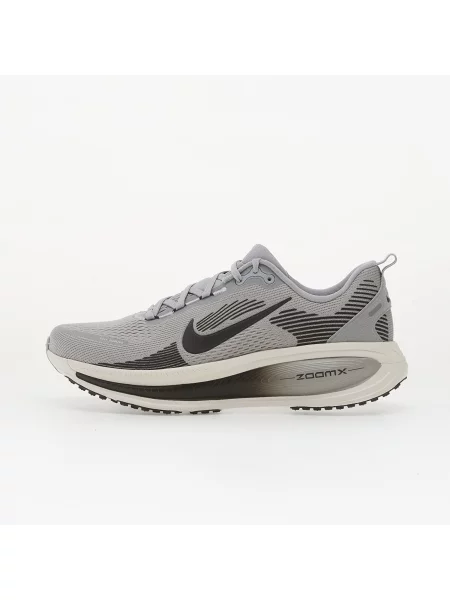 Платина кроссовки для бега Nike Vomero серый
