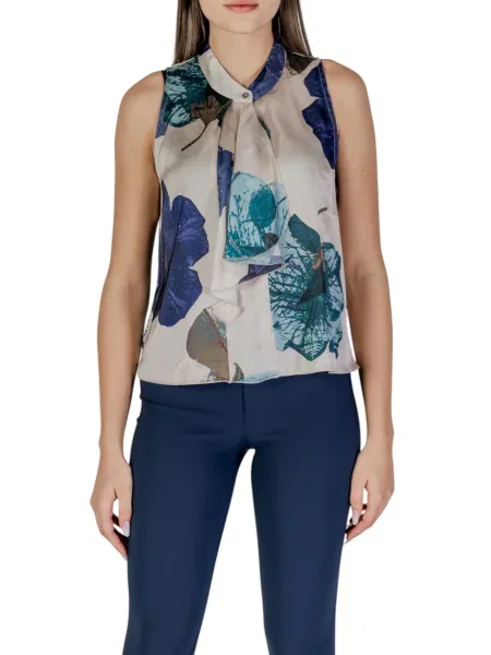 Bluză Rinascimento cu model floral albastru