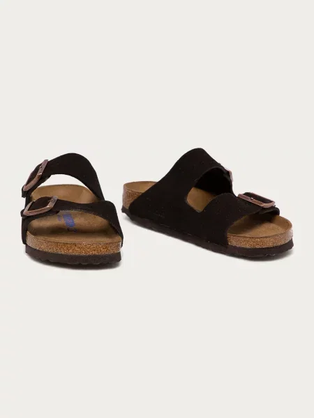 Замшевые шлепанцы Birkenstock коричневые