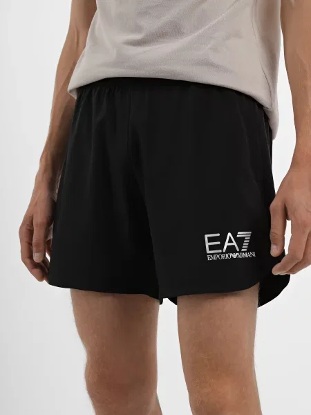 Шорти спортивні чорний