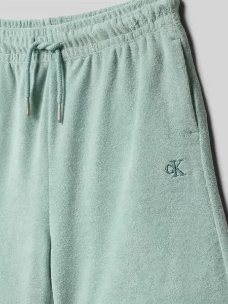 Szorty o kroju regular fit z wyhaftowanym logo model ‘TOWELLING TEXTURE’ Calvin Klein Jeans