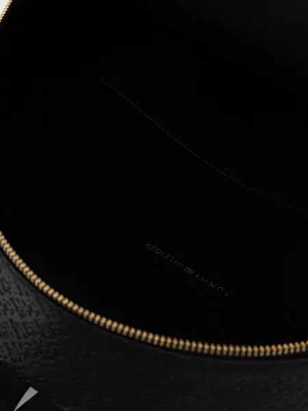 Tommy Hilfiger раница дамска от имитация на кожа черно