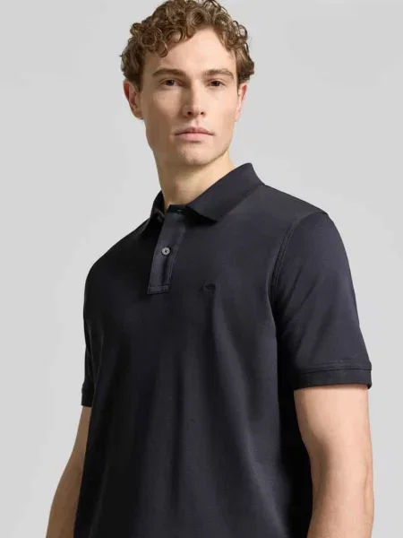 Koszulka polo o kroju regular fit z wyhaftowanym logo Fynch-hatton granatowe