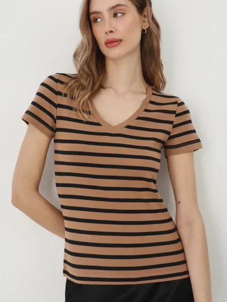Тениска Medicine бежово