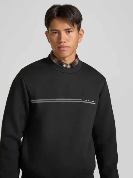 Bluza o kroju relaxed fit z dodatkiem model Fusion' Jack & Jones czarna