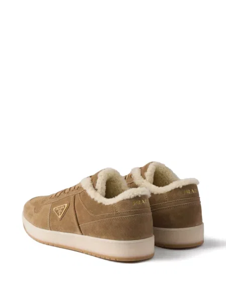 Sneakerși Prada din piele de căprioară