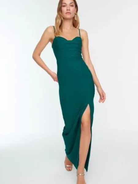 Sukienka wieczorowa Trendyol zielona