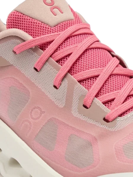 Sneakerși On roz