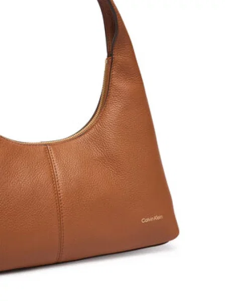 Calvin Klein Táska Slouchy Leather Shoulder Bag zöld