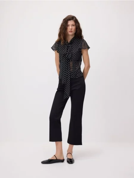 Reserved Блузка з декоративною палітуркою чорний