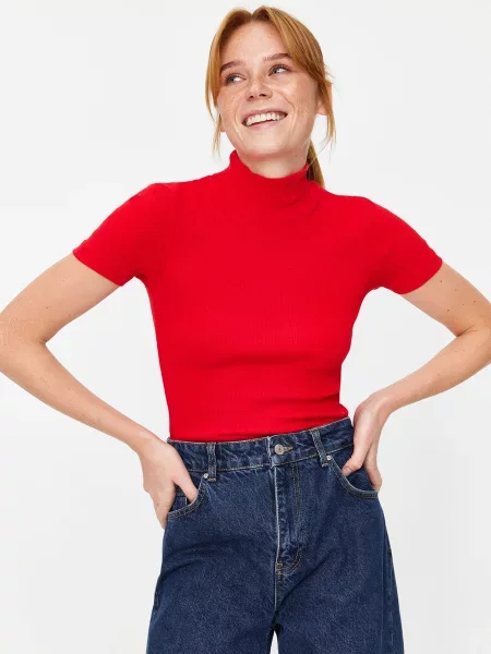 Топ Trendyol червоний