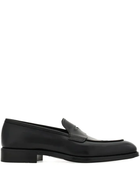 Loafersy Ferragamo čierna