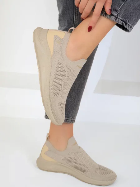 Маратонки Soho