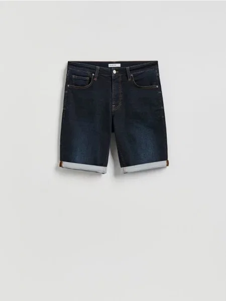 Reserved Pantaloni scurți slim din denim bleumarin