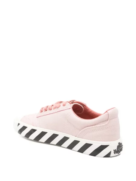 Top Off-white cu imagine alb