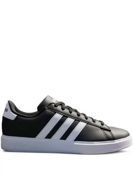 Puntíkaté tenisky Adidas Dame bílé
