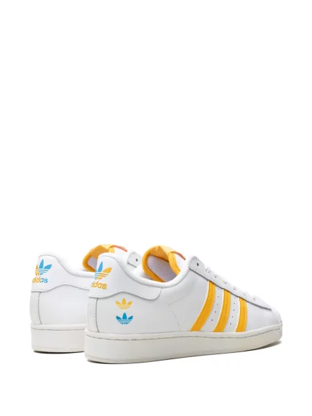 Маратонки Adidas Superstar бяло