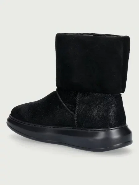 Замшевые сапоги Karl Lagerfeld