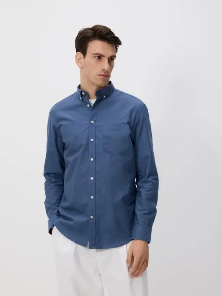 Reserved Cămașă regular fit din metalizat albastru