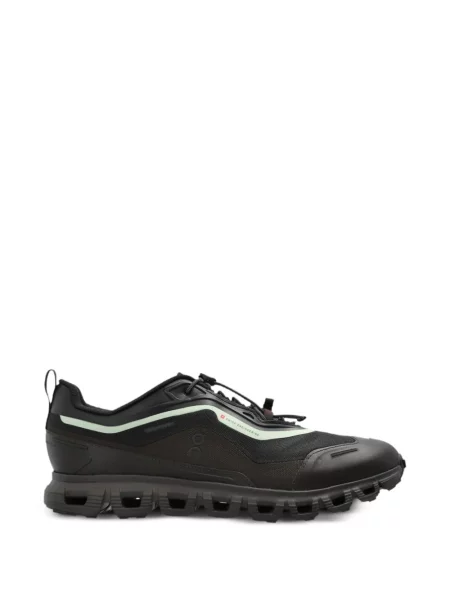 Impermeabil sneakerși On negru