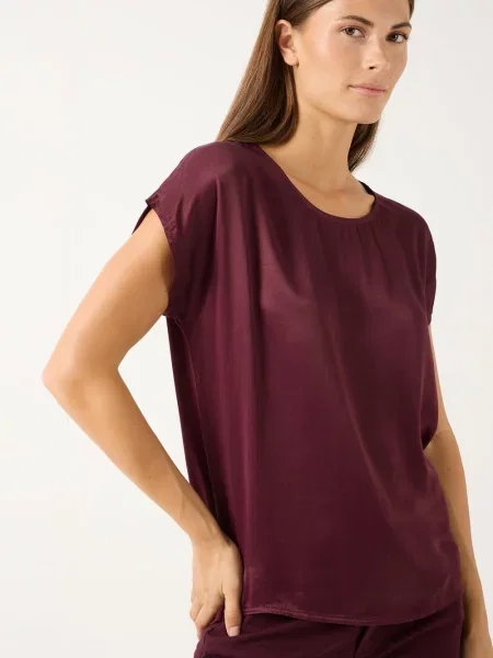 T-shirt z mieszanka More & More